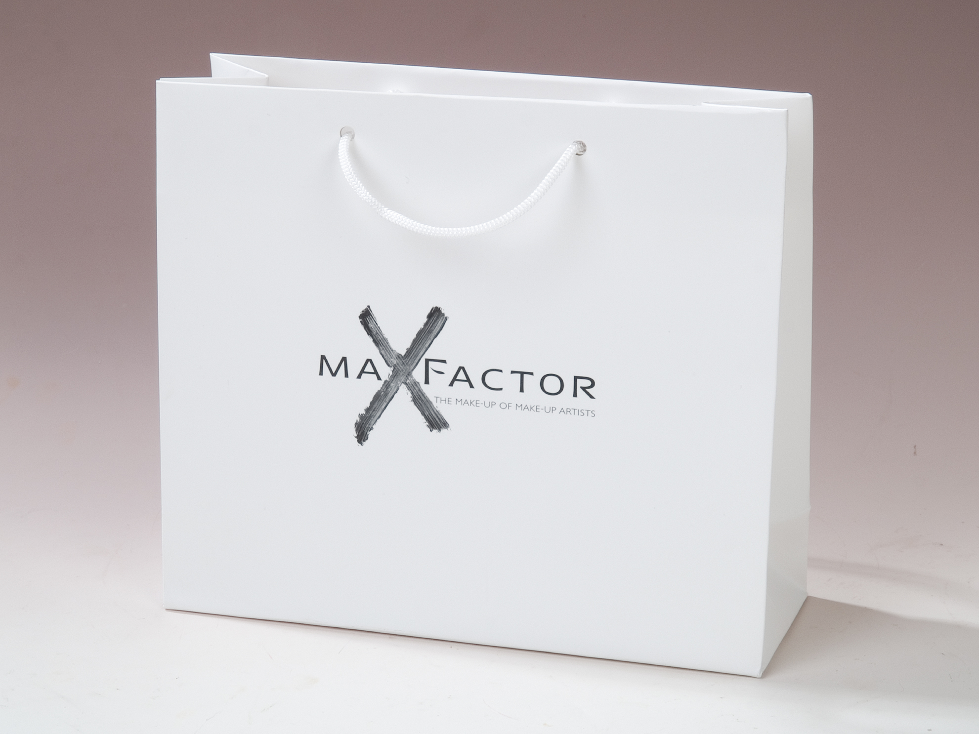 matt-laminate%20-bags-max%20factor.jpg